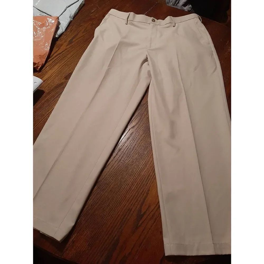 38x29 Izod Golf Xtreme Function Cream Light Tan Flst Front Pants